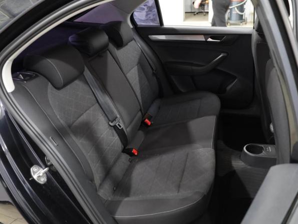 Volkswagen Polo VI с пробегом 2021 года, цена 1 529 000 рублей, 179068 км, лифтбек, Автокод Объявления