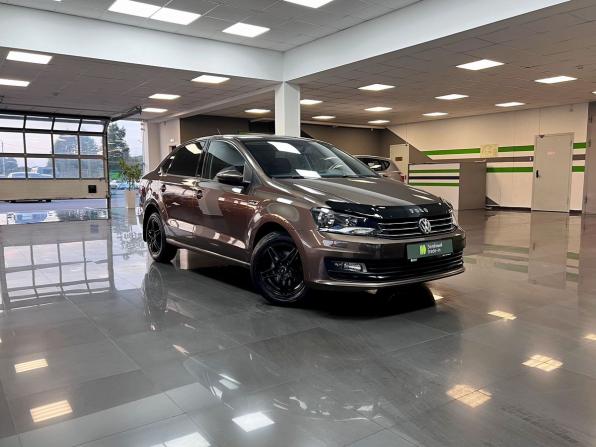 Volkswagen Polo V Рестайлинг с пробегом 2016 года, цена 1 215 000 рублей, 114839 км, седан, Автокод Объявления