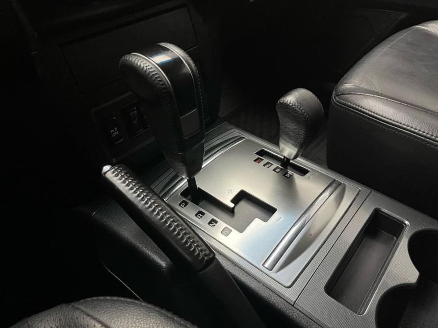 Mitsubishi Pajero IV Рестайлинг 1 Мурманск  - изображение 22