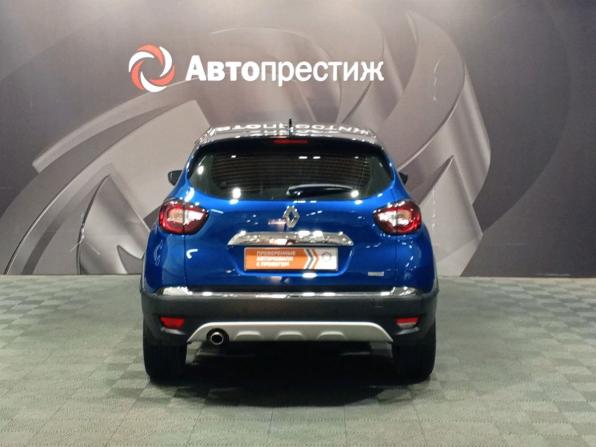Renault Kaptur I Рестайлинг с пробегом 2021 года, цена 1 699 000 рублей, 76342 км, внедорожник, Автокод Объявления