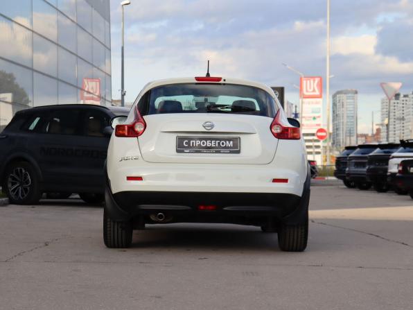 Nissan Juke I с пробегом 2013 года, цена 1 035 000 рублей, 138458 км, внедорожник, Автокод Объявления
