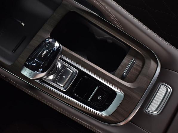 Geely Monjaro I Рестайлинг 2 с пробегом 2026 года, цена 3 989 995 рублей, 21 км, внедорожник, Автокод Объявления