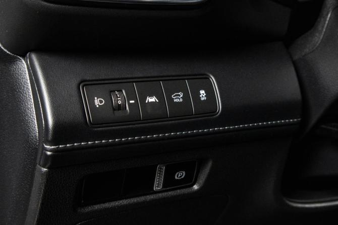 Hyundai Santa Fe IV Рестайлинг с пробегом 2023 года, цена 4 699 000 рублей, 85650 км, внедорожник, Автокод Объявления