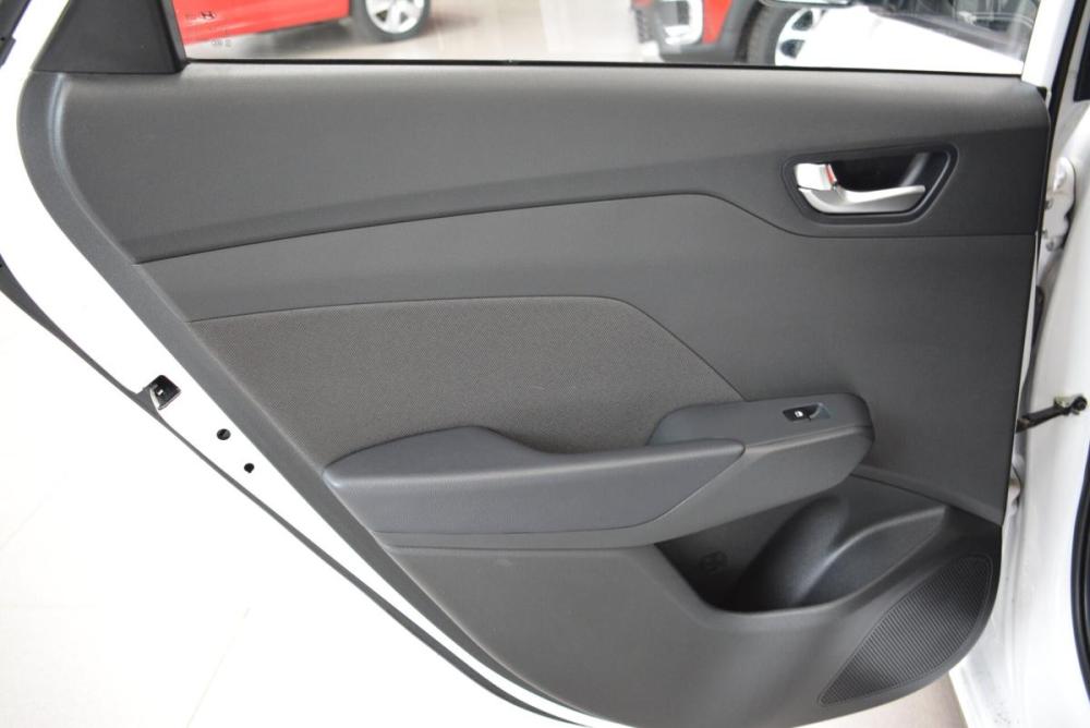 Hyundai Solaris II Рестайлинг Киров  - изображение 24