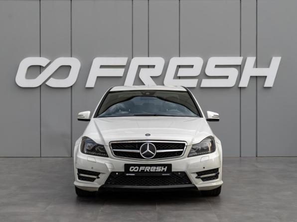 Mercedes-Benz C-Класс III (W204) Рестайлинг с пробегом 2011 года, цена 1 179 000 рублей, 221167 км, седан, Автокод Объявления