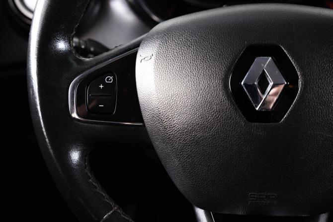 Renault Kaptur I с пробегом 2017 года, цена 1 159 000 рублей, 129375 км, внедорожник, Автокод Объявления