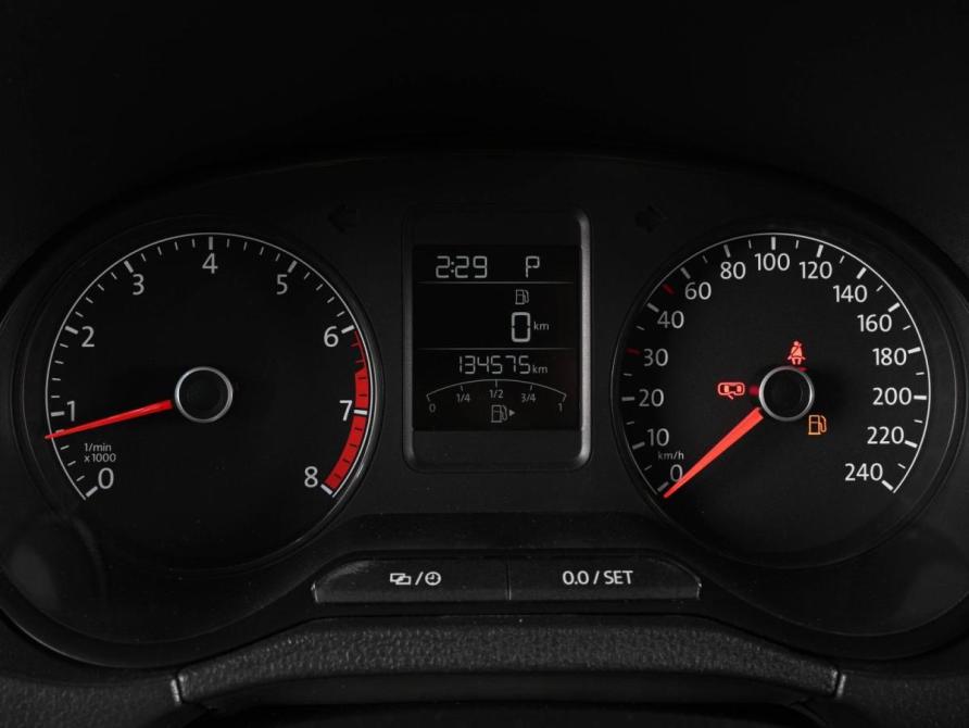 Volkswagen Polo V Рестайлинг Ростов-на-Дону  - изображение 15