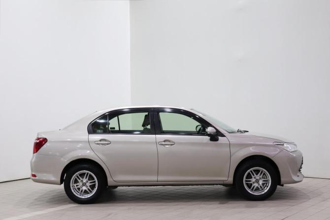 Toyota Corolla XI (E160 E170) Рестайлинг 2 с пробегом 2017 года, цена 1 070 000 рублей, 103994 км, седан, Автокод Объявления