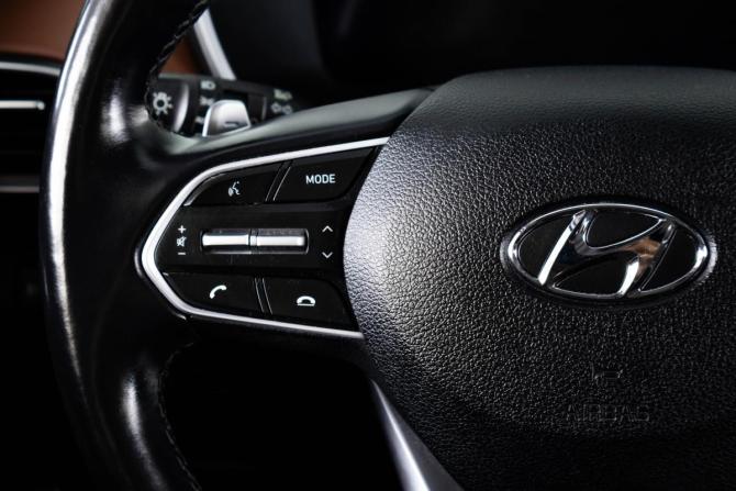 Hyundai Santa Fe IV Рестайлинг с пробегом 2022 года, цена 3 990 000 рублей, 98989 км, внедорожник, Автокод Объявления