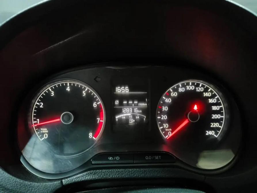 Volkswagen Polo V Рестайлинг Уфа  - изображение 9