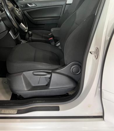 Skoda Yeti I Рестайлинг с пробегом 2015 года, цена 1 170 000 рублей, 175080 км, внедорожник, Автокод Объявления