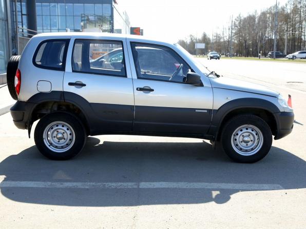 Chevrolet Niva I Рестайлинг с пробегом 2014 года, цена 505 000 рублей, 80000 км, внедорожник, Автокод Объявления