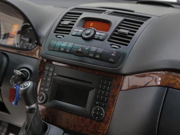 Mercedes-Benz Viano I (W639) Рестайлинг с пробегом 2013 года, цена 1 799 000 рублей, 136000 км, минивэн, Автокод Объявления