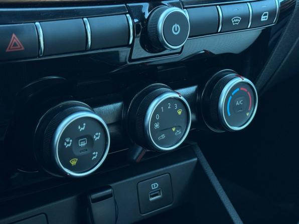 Lada (ВАЗ) Vesta I Рестайлинг (NG) с пробегом 2024 года, цена 1 389 000 рублей, 95629 км, универсал, Автокод Объявления