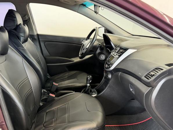 Hyundai Solaris I с пробегом 2011 года, цена 560 000 рублей, 250793 км, седан, Автокод Объявления