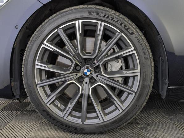 BMW 7 серии VI (G11/G12) Рестайлинг с пробегом 2021 года, цена 7 200 000 рублей, 62270 км, седан, Автокод Объявления