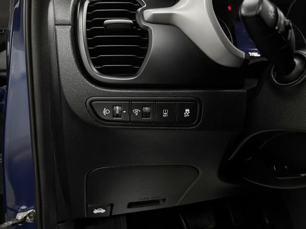 Kia Rio IV Рестайлинг с пробегом 2021 года, цена 1 695 000 рублей, 71732 км, хэтчбек, Автокод Объявления