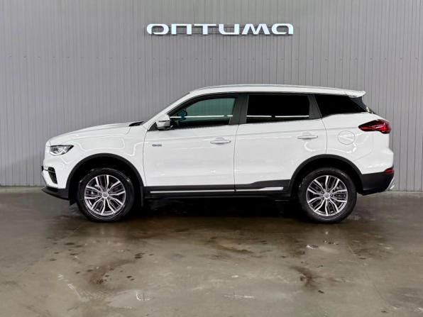 Geely Atlas Pro с пробегом 2022 года, цена 1 997 000 рублей, 44543 км, внедорожник, Автокод Объявления