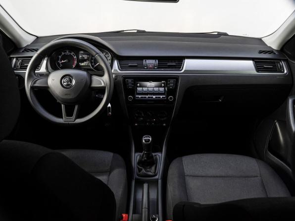 Skoda Rapid I Рестайлинг с пробегом 2019 года, цена 1 145 000 рублей, 66650 км, лифтбек, Автокод Объявления