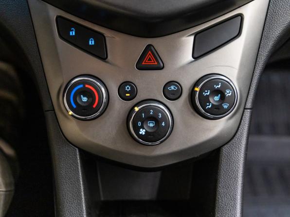 Chevrolet Aveo II с пробегом 2013 года, цена 818 000 рублей, 86079 км, хэтчбек, Автокод Объявления