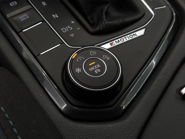 Volkswagen Tiguan II с пробегом 2019 года, цена 2 512 000 рублей, 98494 км, внедорожник, Автокод Объявления
