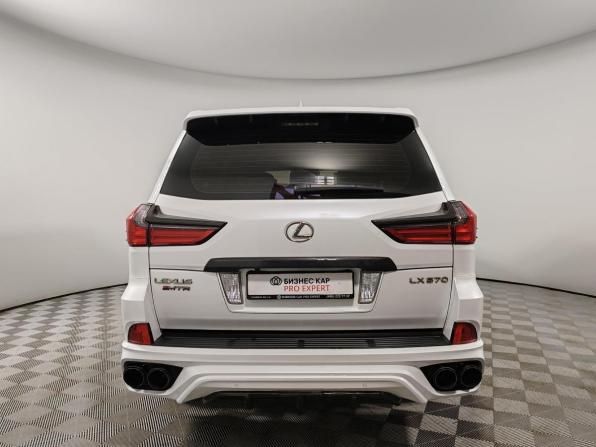 Lexus LX III Рестайлинг 2 с пробегом 2017 года, цена 9 000 000 рублей, 65282 км, внедорожник, Автокод Объявления