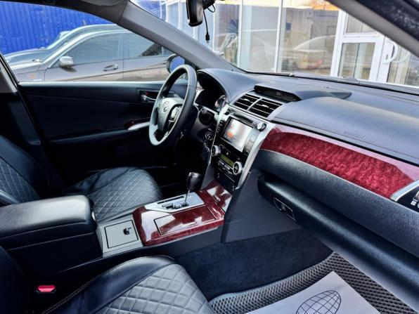 Toyota Camry VII (XV50) с пробегом 2013 года, цена 1 550 000 рублей, 135234 км, седан, Автокод Объявления