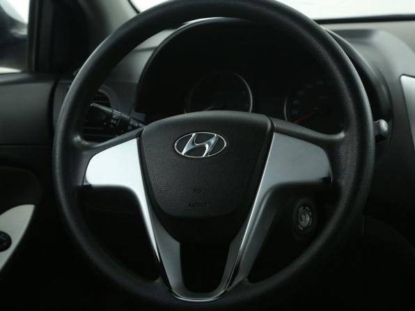Hyundai Solaris I с пробегом 2013 года, цена 682 000 рублей, 145500 км, седан, Автокод Объявления