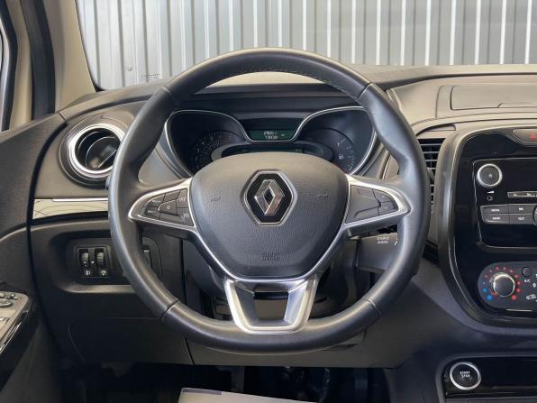 Renault Kaptur I Рестайлинг с пробегом 2020 года, цена 1 647 000 рублей, 29651 км, внедорожник, Автокод Объявления