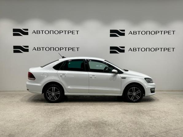 Volkswagen Polo V Рестайлинг с пробегом 2019 года, цена 999 000 рублей, 192000 км, седан, Автокод Объявления