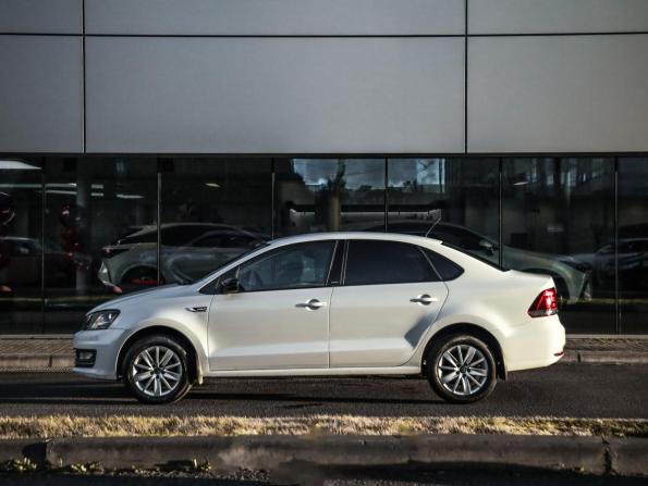 Volkswagen Polo V Рестайлинг с пробегом 2016 года, цена 799 000 рублей, 226858 км, седан, Автокод Объявления