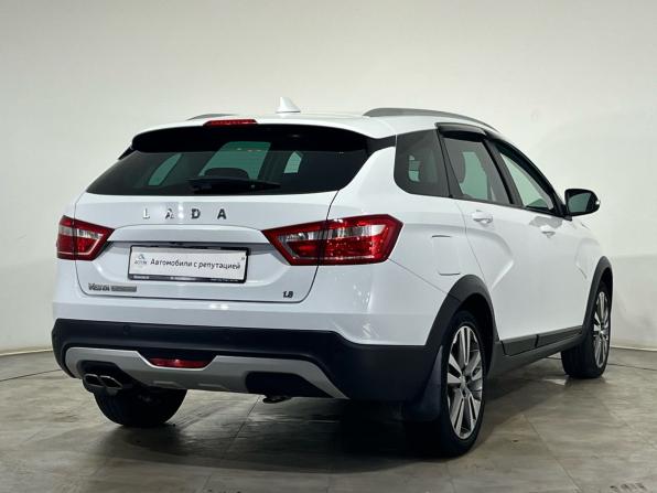Lada (ВАЗ) Vesta I с пробегом 2018 года, цена 1 030 000 рублей, 97619 км, универсал, Автокод Объявления