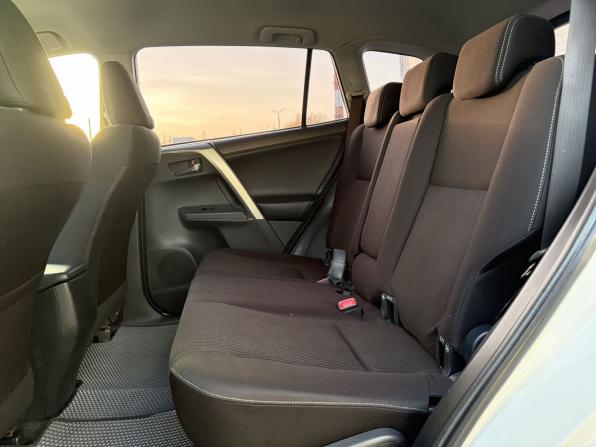 Toyota RAV4 IV (XA40) с пробегом 2013 года, цена 1 650 000 рублей, 247015 км, внедорожник, Автокод Объявления