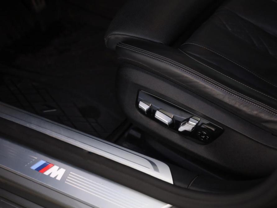 BMW 7 серии VI (G11/G12) Рестайлинг Санкт-Петербург  - изображение 32