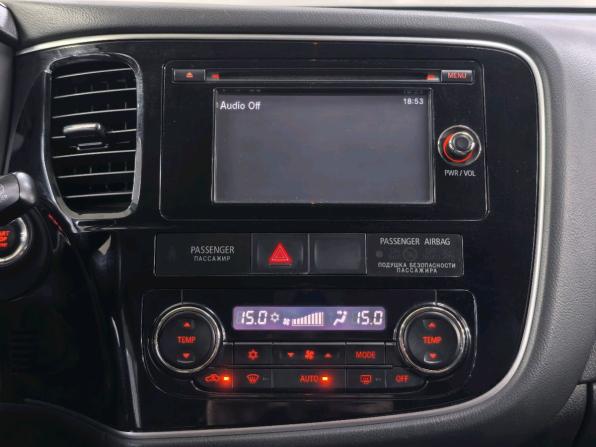 Mitsubishi Outlander III Рестайлинг 2 с пробегом 2015 года, цена 1 620 000 рублей, 188300 км, внедорожник, Автокод Объявления