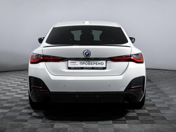 BMW 4 серии G22 G23 G26 с пробегом 2022 года, цена 5 668 830 рублей, 65496 км, лифтбек, Автокод Объявления