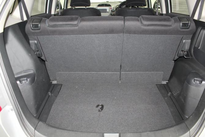 Honda Fit II с пробегом 2011 года, цена 849 000 рублей, 182000 км, хэтчбек, Автокод Объявления
