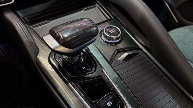 Geely Monjaro I с пробегом 2024 года, цена 3 300 000 рублей, 48537 км, внедорожник, Автокод Объявления
