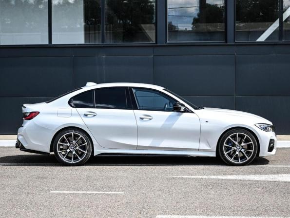 BMW 3 серии VII (G2x) с пробегом 2020 года, цена 3 389 000 рублей, 124548 км, седан, Автокод Объявления