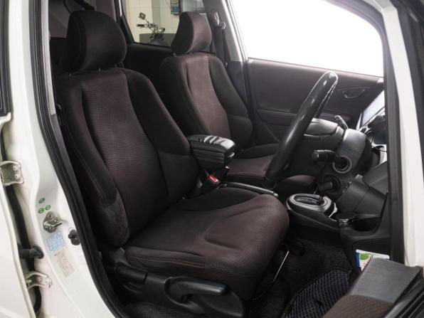 Honda Fit II с пробегом 2012 года, цена 919 000 рублей, 222383 км, хэтчбек, Автокод Объявления