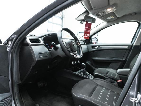Renault Arkana I с пробегом 2019 года, цена 1 716 000 рублей, 55586 км, внедорожник, Автокод Объявления