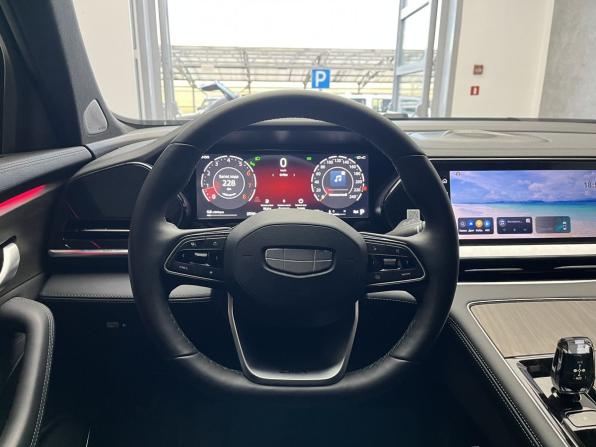 Geely Monjaro I Рестайлинг с пробегом 2025 года, цена 3 780 000 рублей, 27209 км, внедорожник, Автокод Объявления