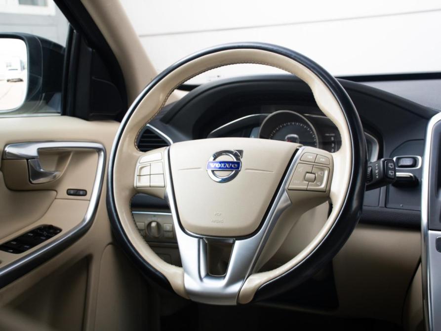 Volvo XC60 I Рестайлинг Москва  - изображение 12