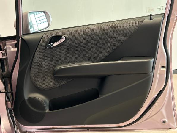 Honda Jazz I Рестайлинг с пробегом 2008 года, цена 680 000 рублей, 94900 км, хэтчбек, Автокод Объявления