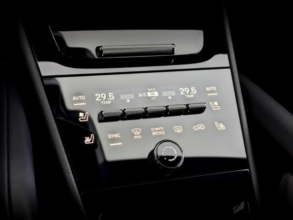 Porsche Cayenne III Рестайлинг с пробегом 2024 года, цена 12 250 000 рублей, 27718 км, внедорожник, Автокод Объявления