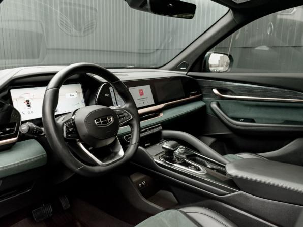 Geely Monjaro I с пробегом 2023 года, цена 2 915 000 рублей, 88842 км, внедорожник, Автокод Объявления