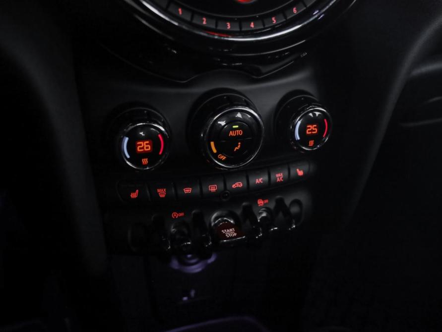 Mini Hatch III (F55/F56) Рестайлинг Санкт-Петербург  - изображение 16