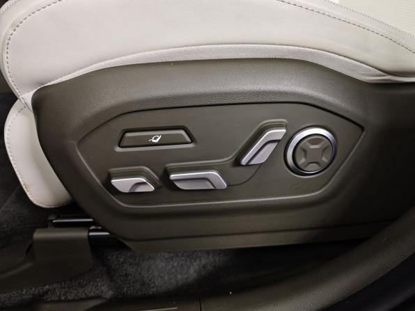 Hyundai Santa Fe V (MX5) с пробегом 2024 года, цена 4 900 000 рублей, 9947 км, внедорожник, Автокод Объявления