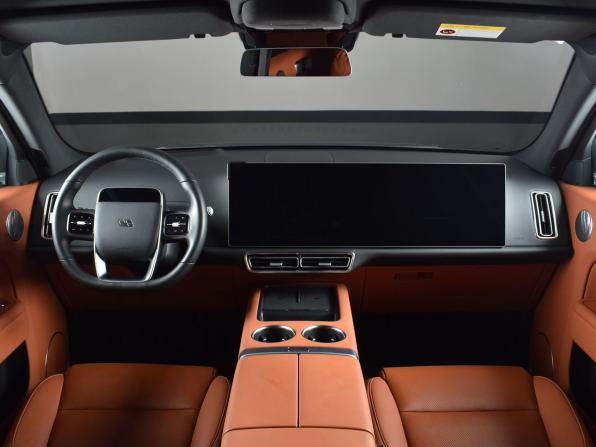 Li Auto (Lixiang) L7 I с пробегом 2024 года, цена 6 449 995 рублей, 42327 км, внедорожник, Автокод Объявления