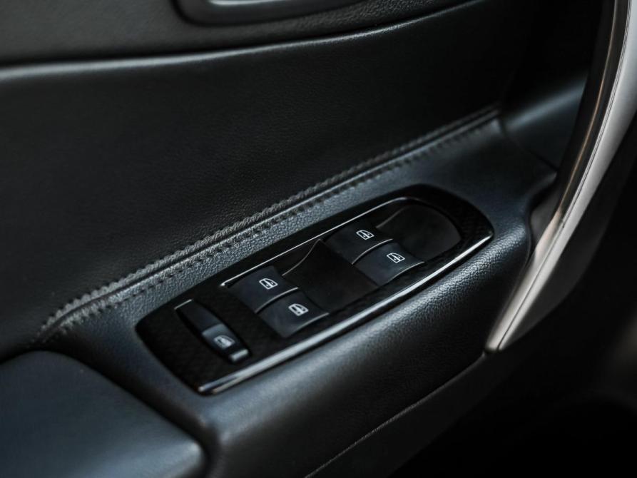 Renault Koleos I Санкт-Петербург  - изображение 12